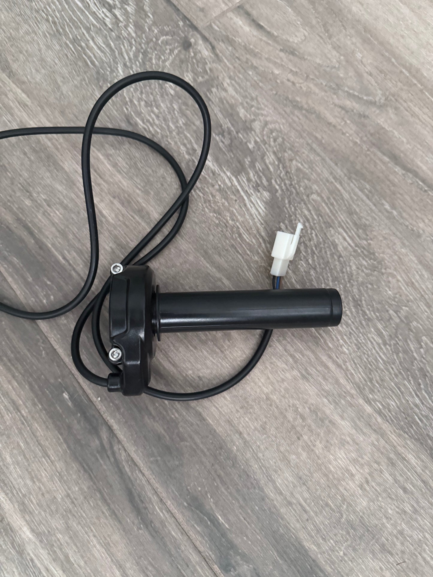 Ebox Plug and Play Surron Throttle