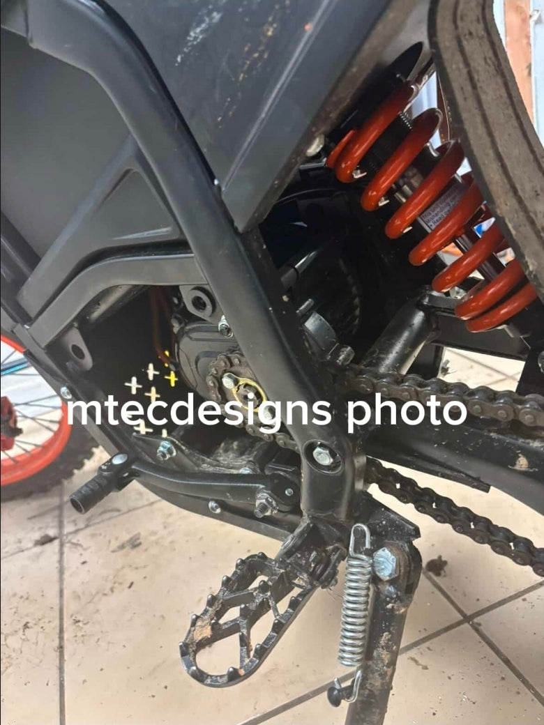 Yozma/strike shadow footlock v.1